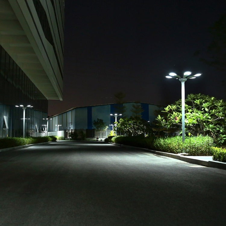 Lampadaire Solaire LED 3800lm Modèle Medusa 6