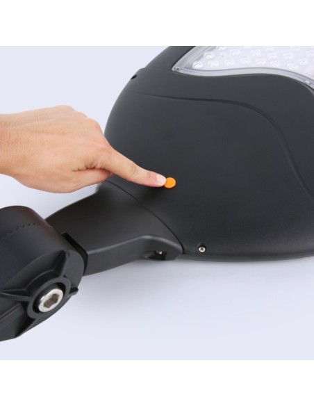 Poste de iluminação solar LED 2140lm Modelo Solis