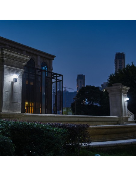 Arandela Solar de Parede 150 lm Modelo Lorea