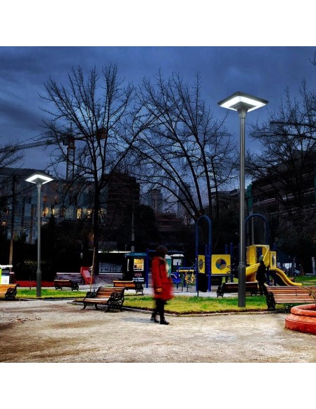 Poste de Luz Solar LED 3200 lm Modelo Helios