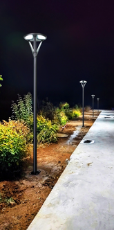 Lampadaire Solaire LED 2568lm Modèle New Circum
