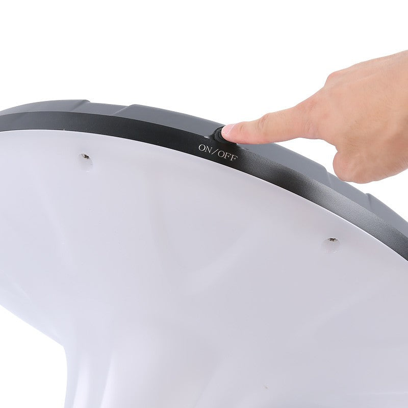 Bouton pour allumer le lampadaire solaire