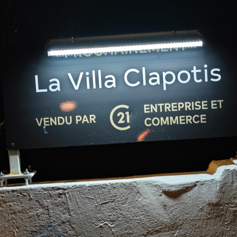 rampe-eclairage-solaire